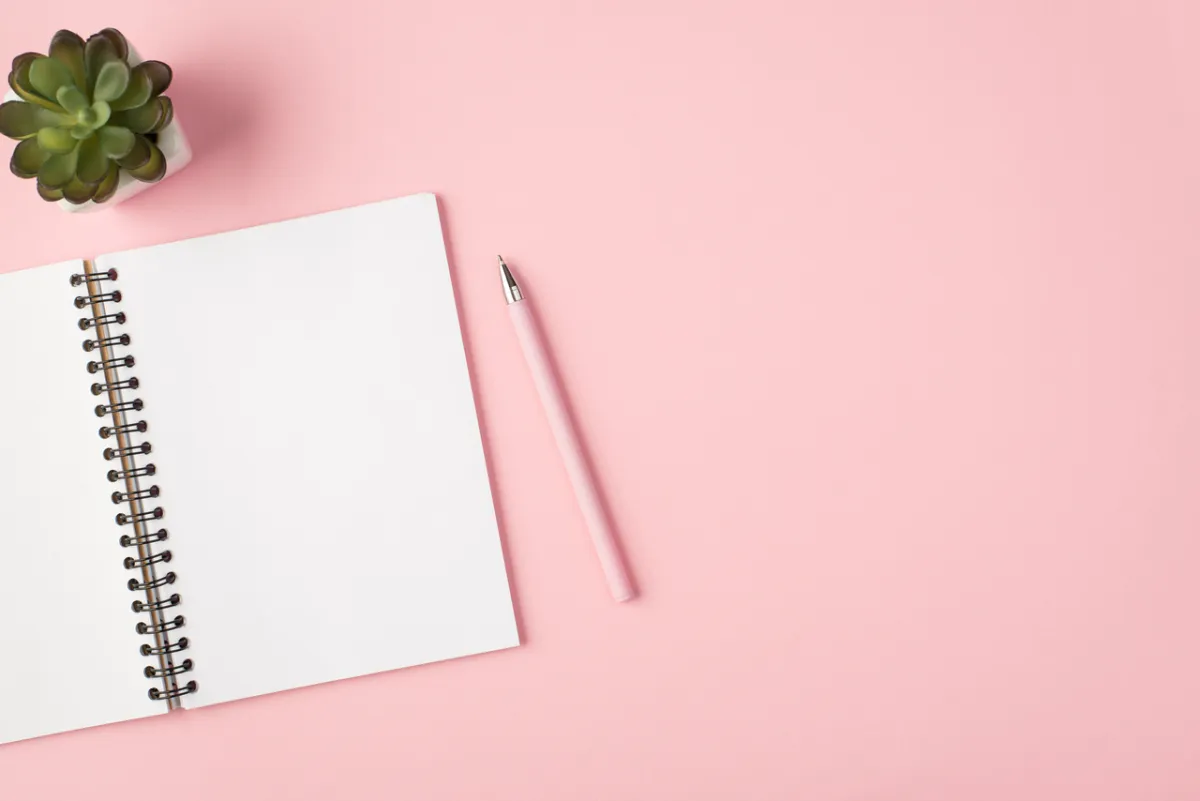 صورة دفتر مذكرات