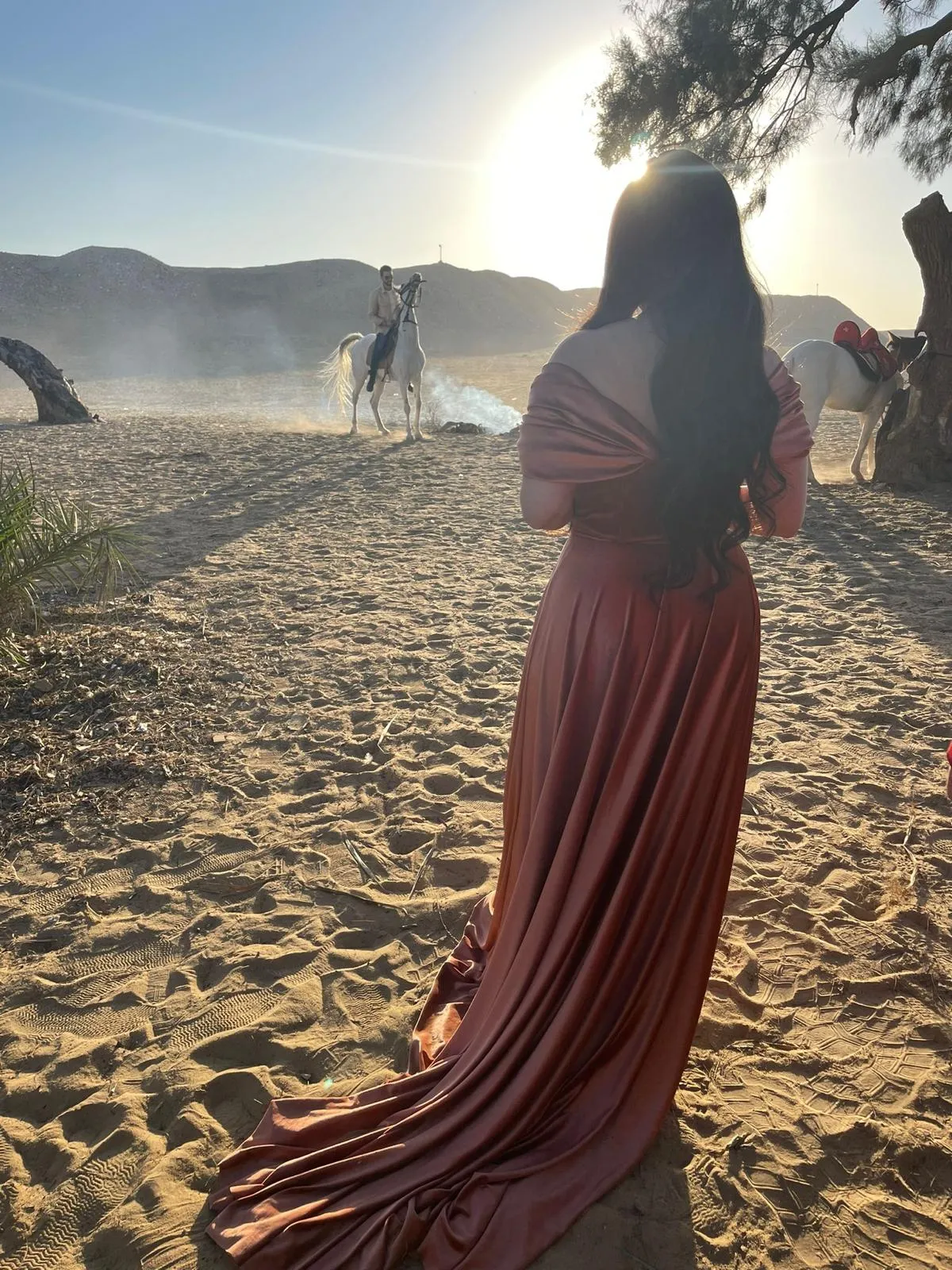 نورا بالألف  الصورة خاصة من الفنانة لكواليس أغنية "إدلع"