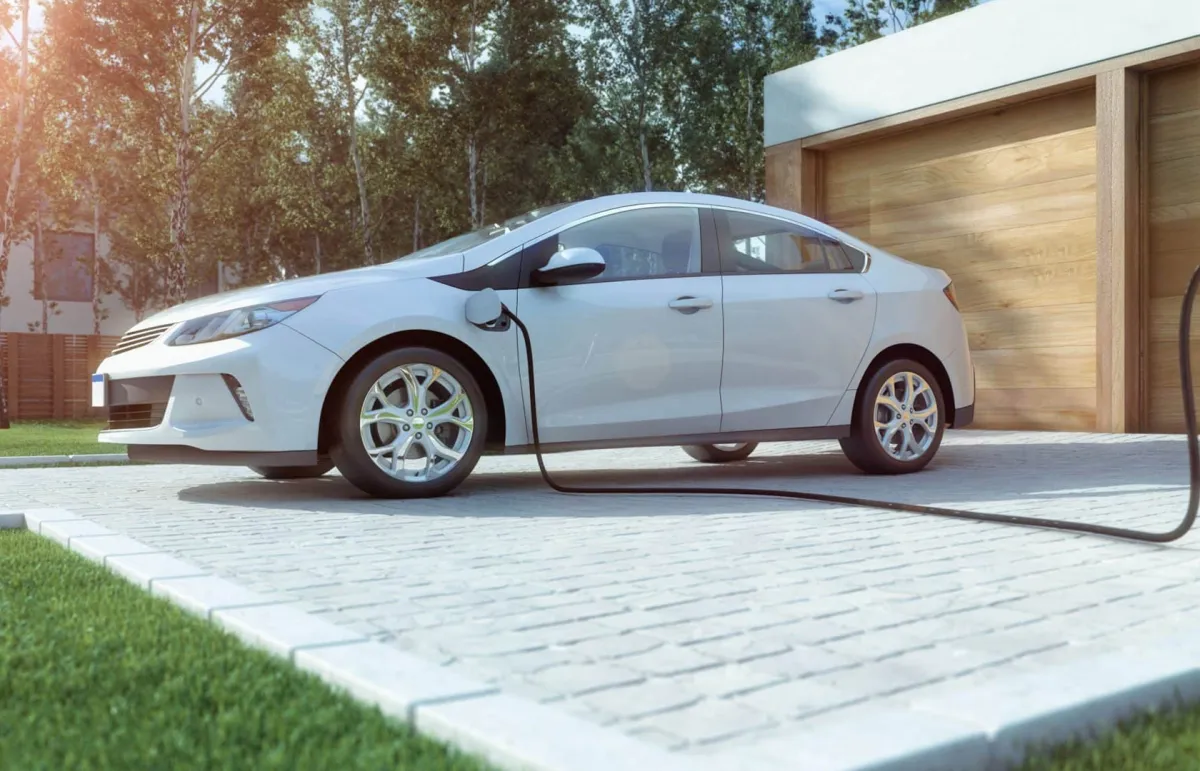 تأثير الأجواء الحارة على السيارات الكهربائية