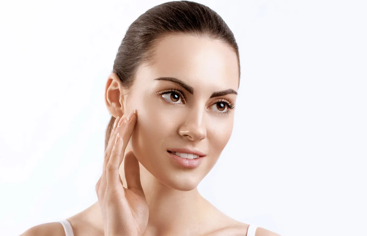 أبرز أسباب وحلول انسداد مسام البشرة