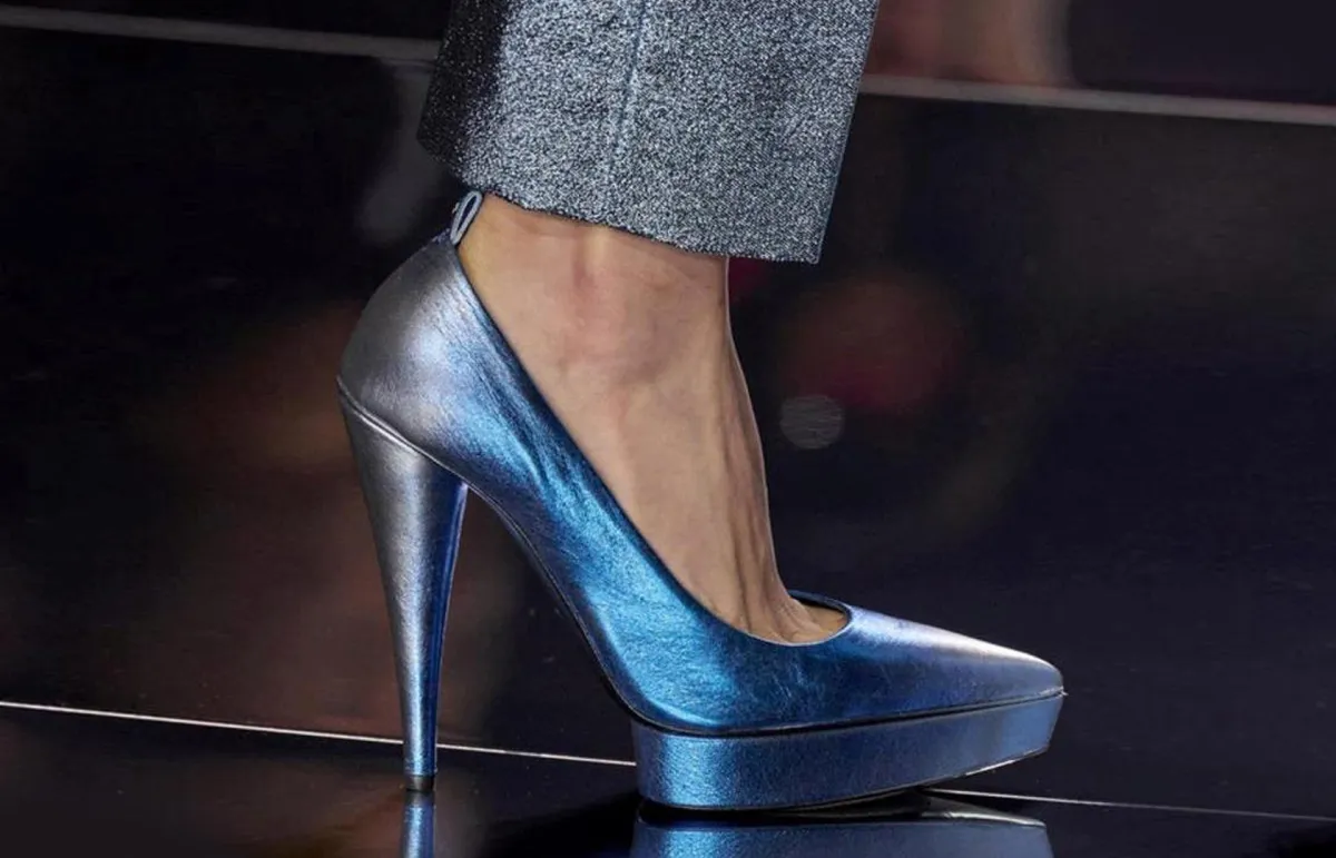 حذاء من ماركة توم فورد Tom Ford