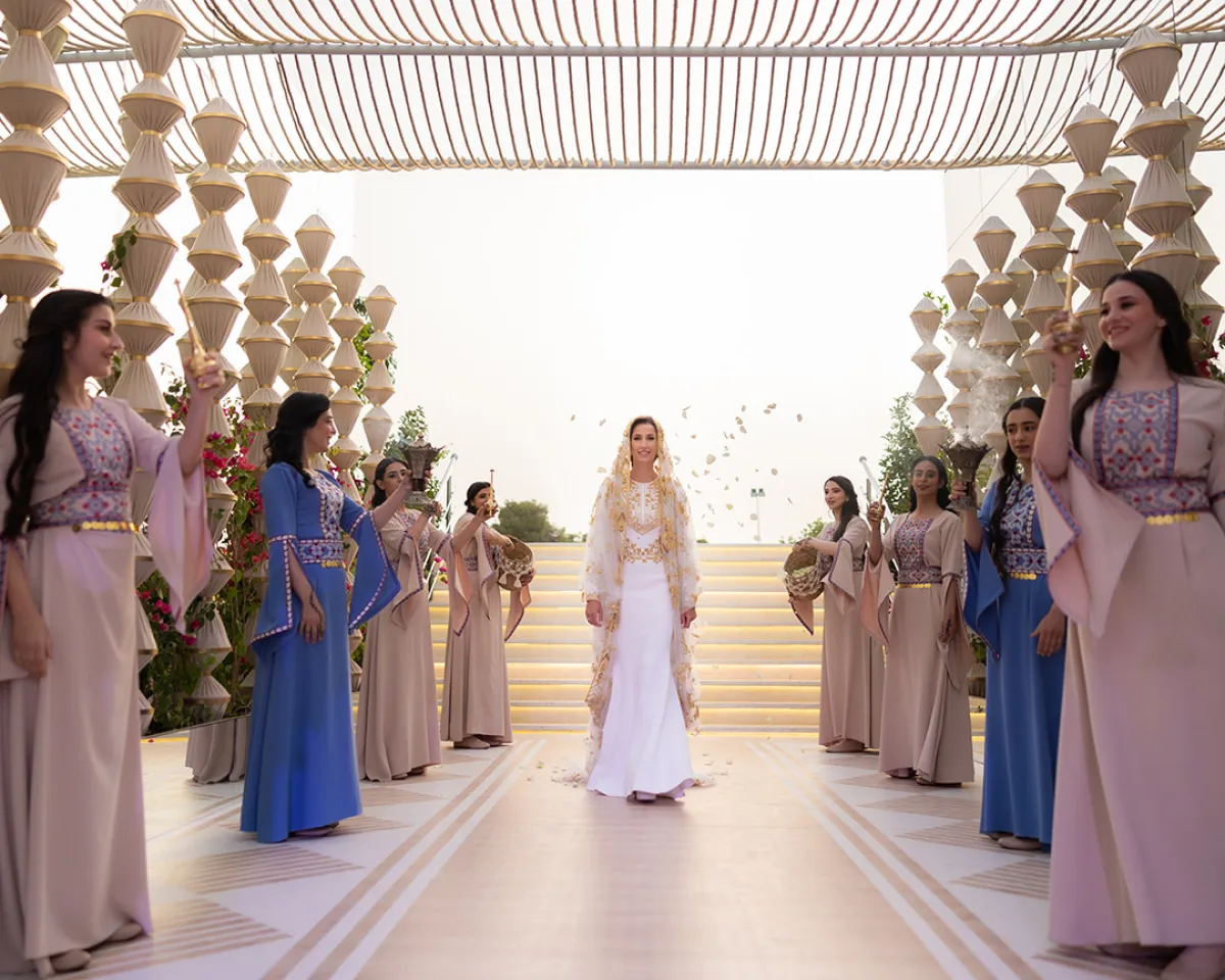 الآنسة رجوة آل سيف في حفل الحناء