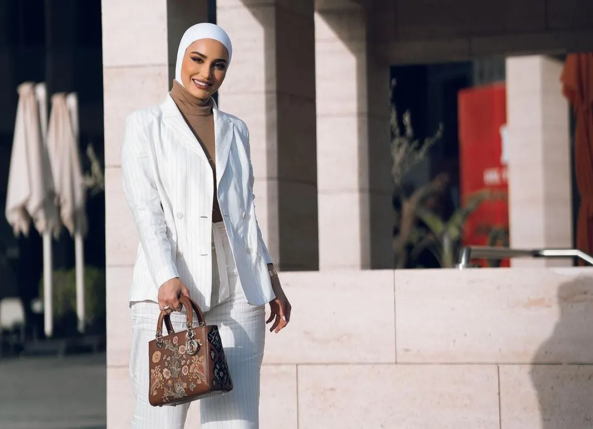 دلال الدوب- الصورة من حسابها على الانستغرام