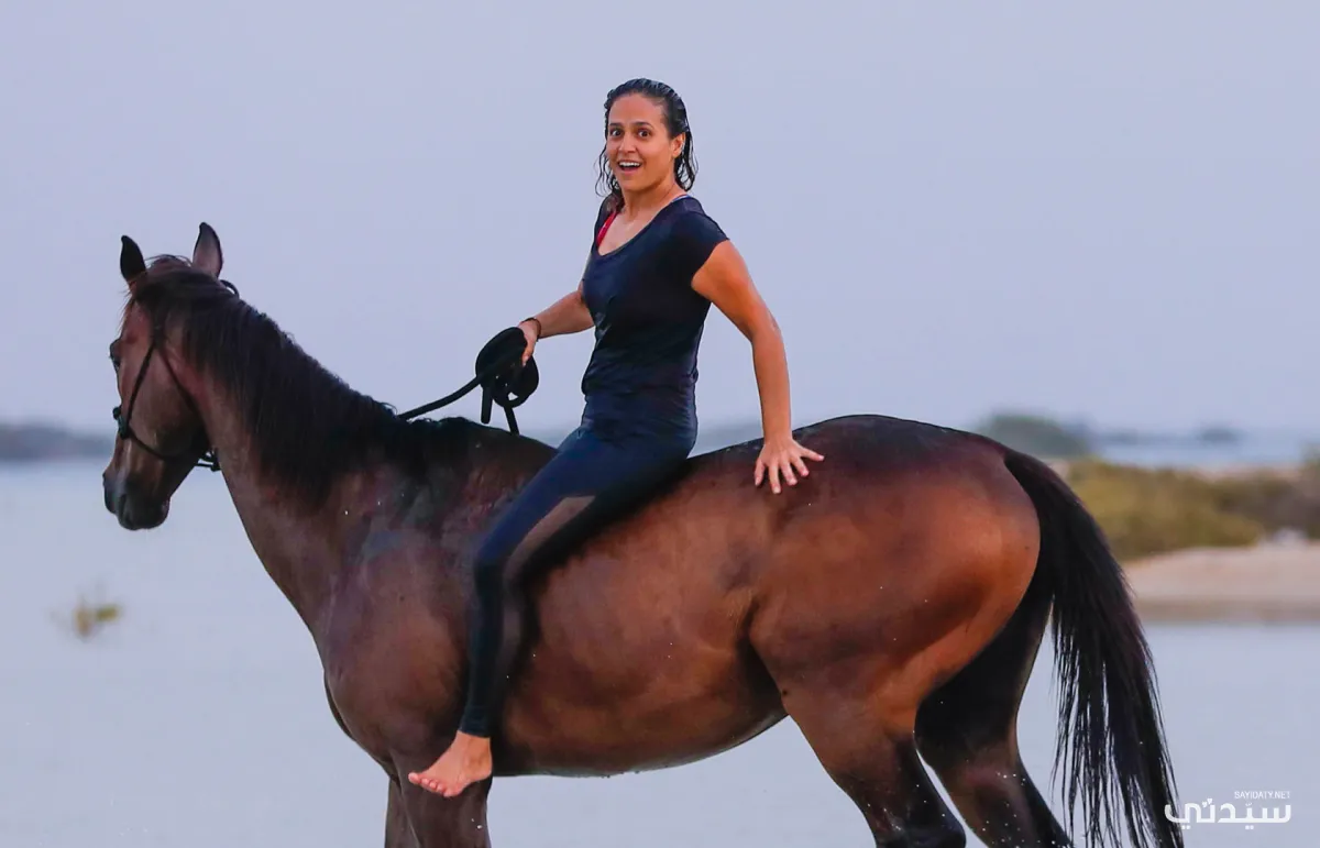 مدربة الخيول واليوغا دانة القصيبي