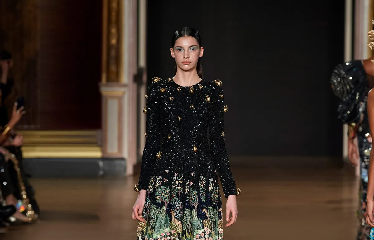 فستان من ماركة راهول ميشرا Rahul Mishra