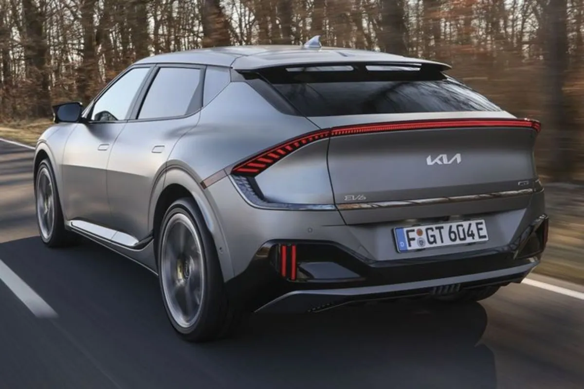 أسرع سيارات SUV في العالم.. نفاثات أرضية موديل 2023