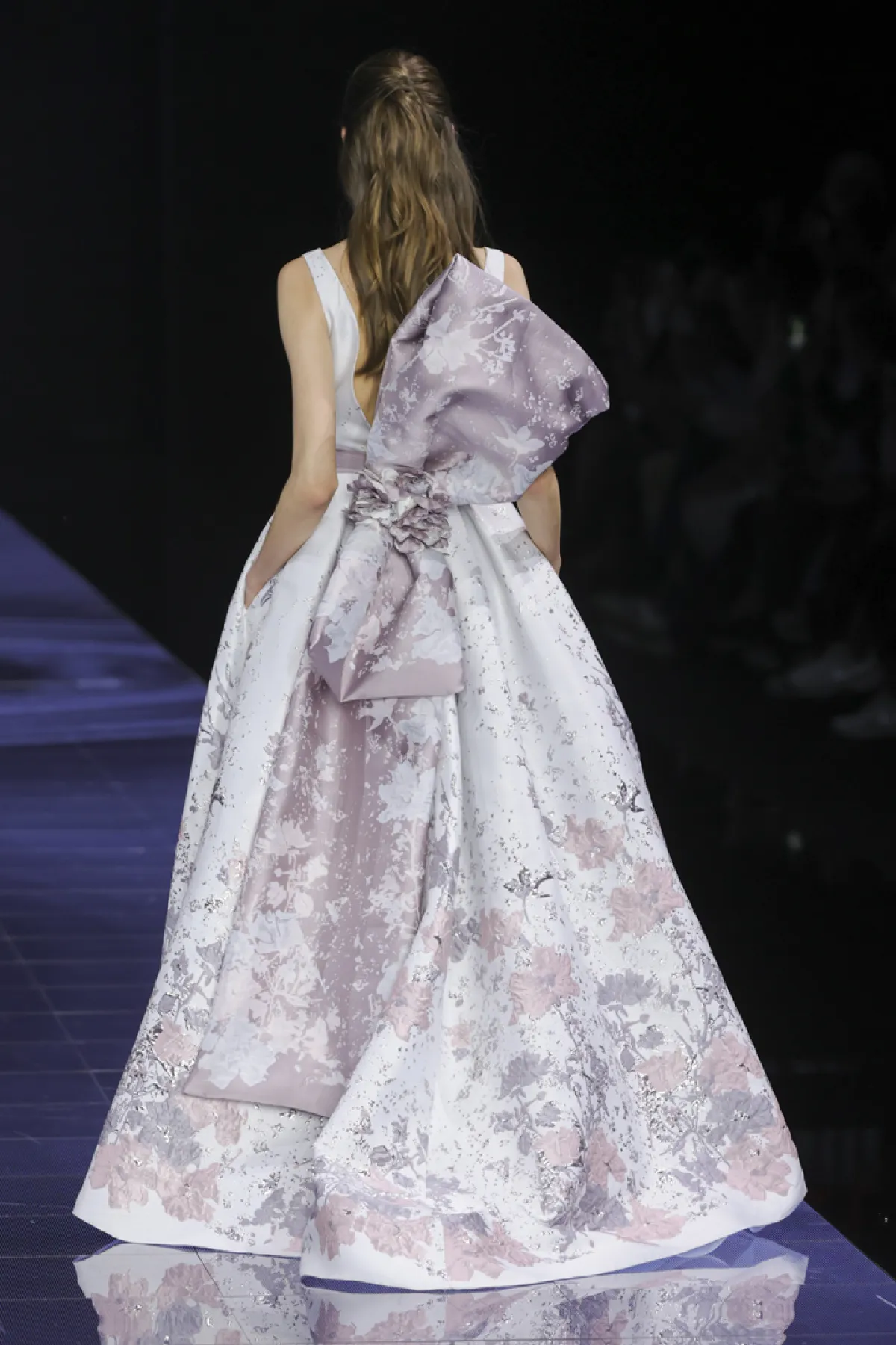  فستان الزفاف 