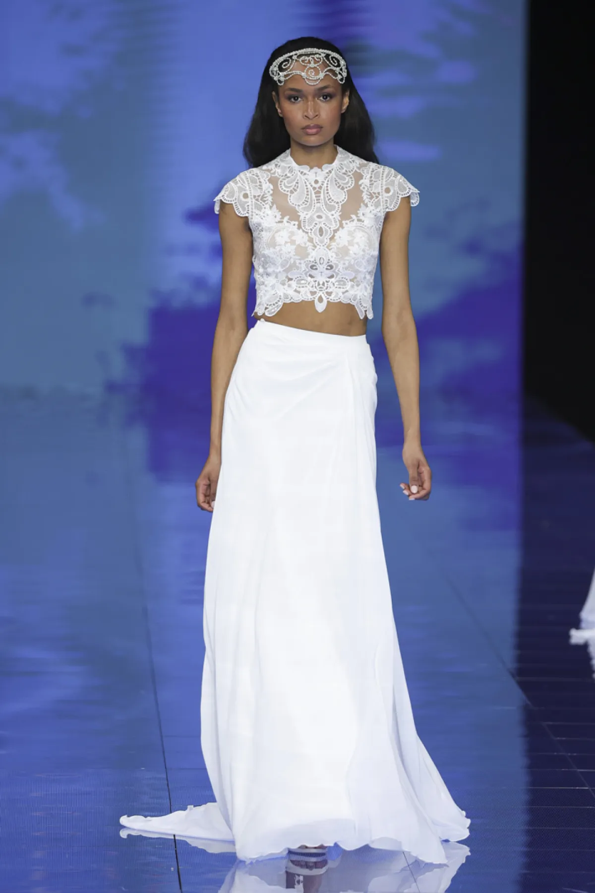  فستان الزفاف 