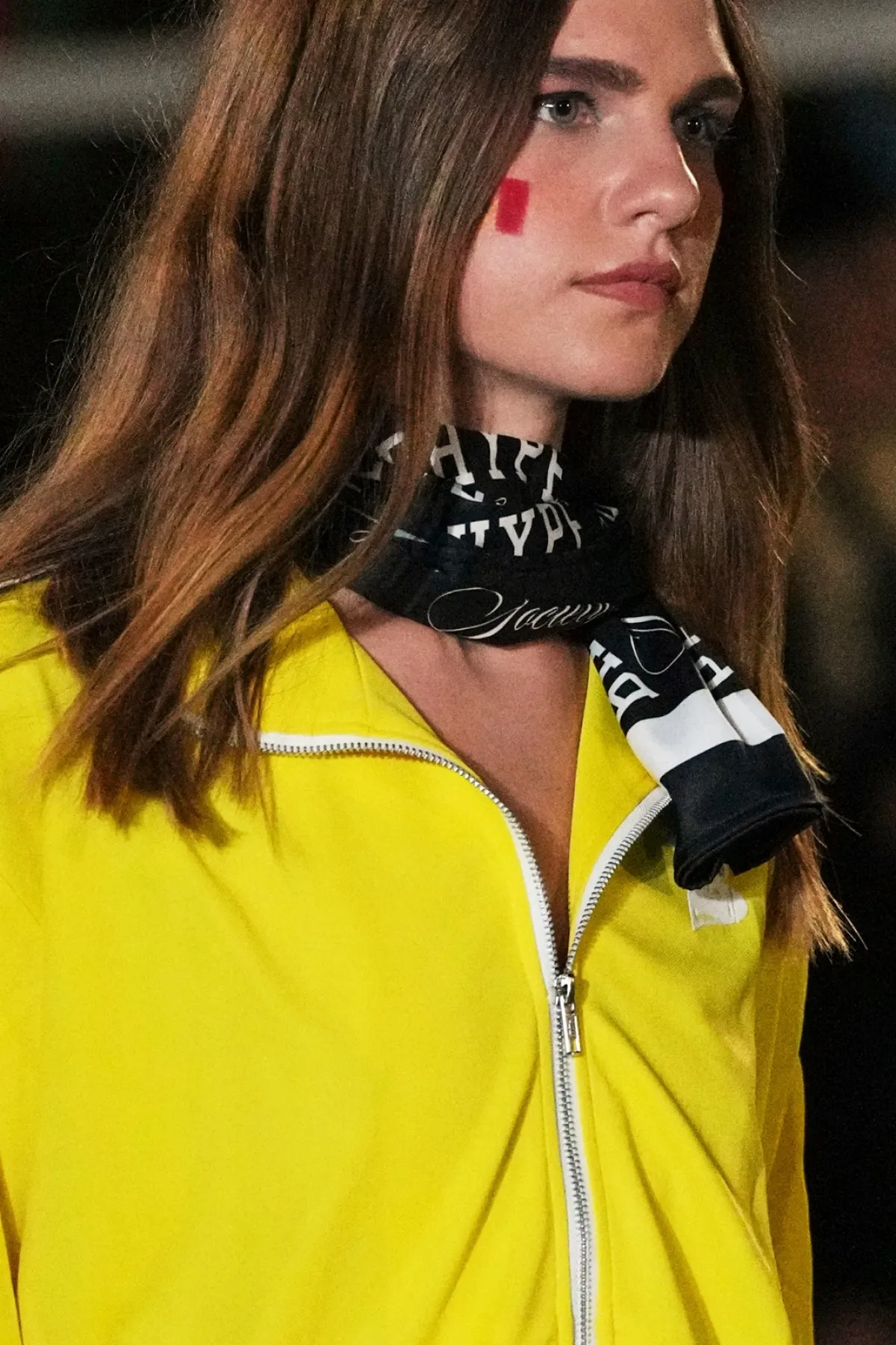 سكارف حرير معرق من Bhype