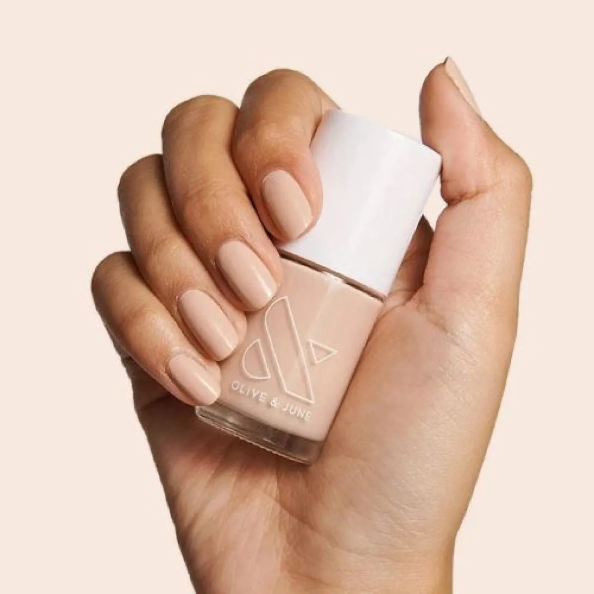 مناكير نيود محايد