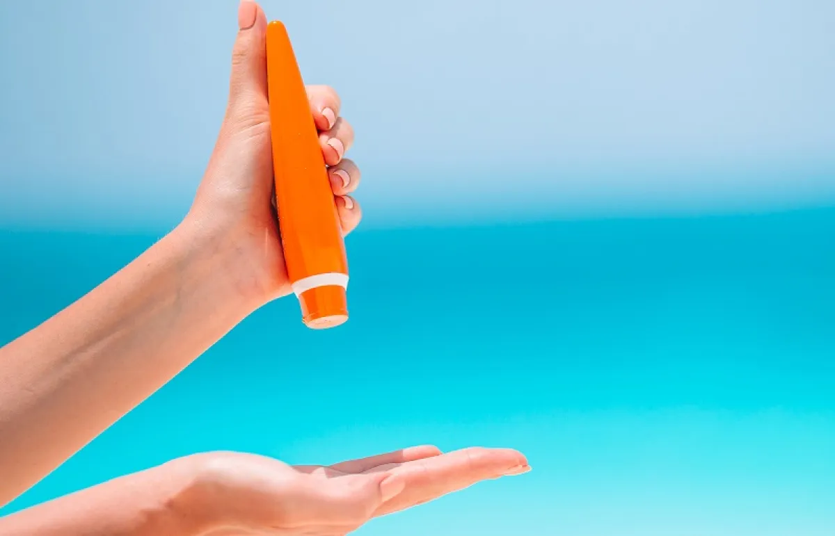 العناية بالبشرة