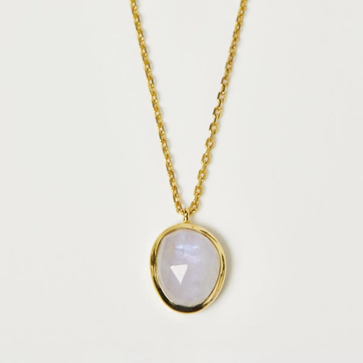 قلادة Semi Precious Moonstone من Carrie Elizabeth 