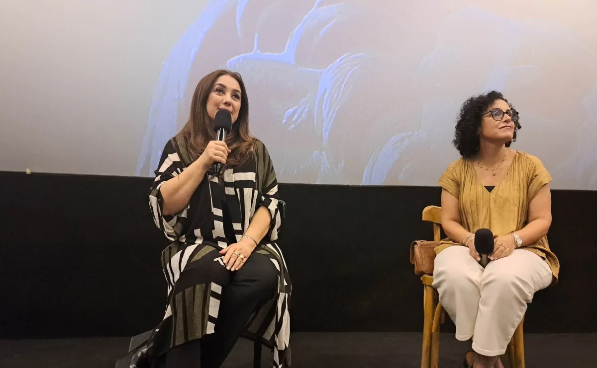 كندة علوش أثناء ندوة فيلم "نزوح" -  تصوير سيد أحمد