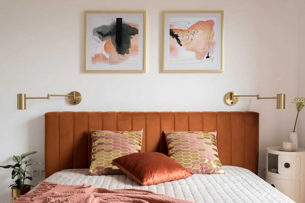 الفراغ المعماري الضيق يتطلّب توظيف ألوان فاتحة