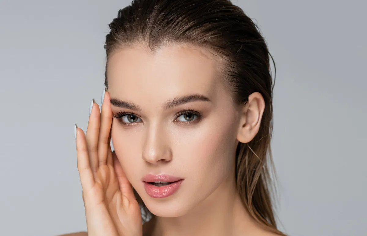 مستحضرات التجميل اللامائية Water-Free Cosmetics