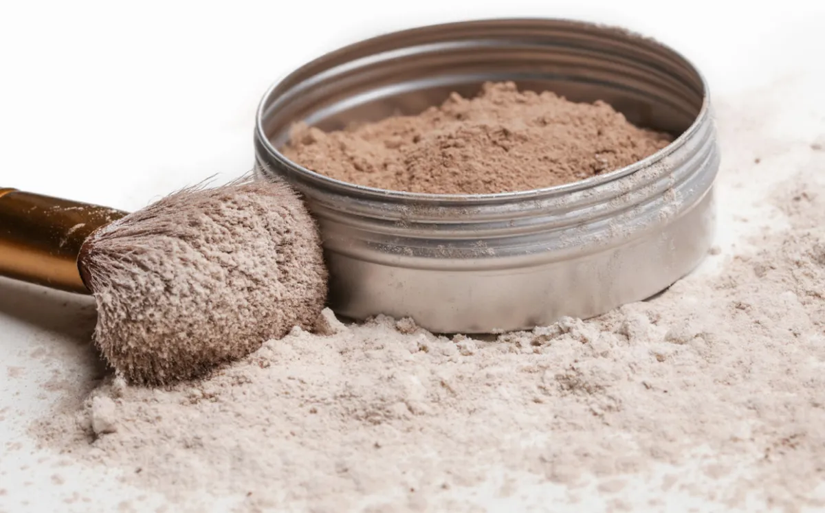 مستحضرات التجميل اللامائية 