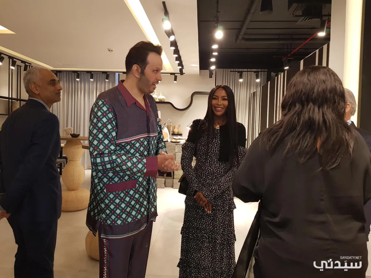 عارضة الأزياء العالمية نعومي كامبل تحضر حفل الإطلاق