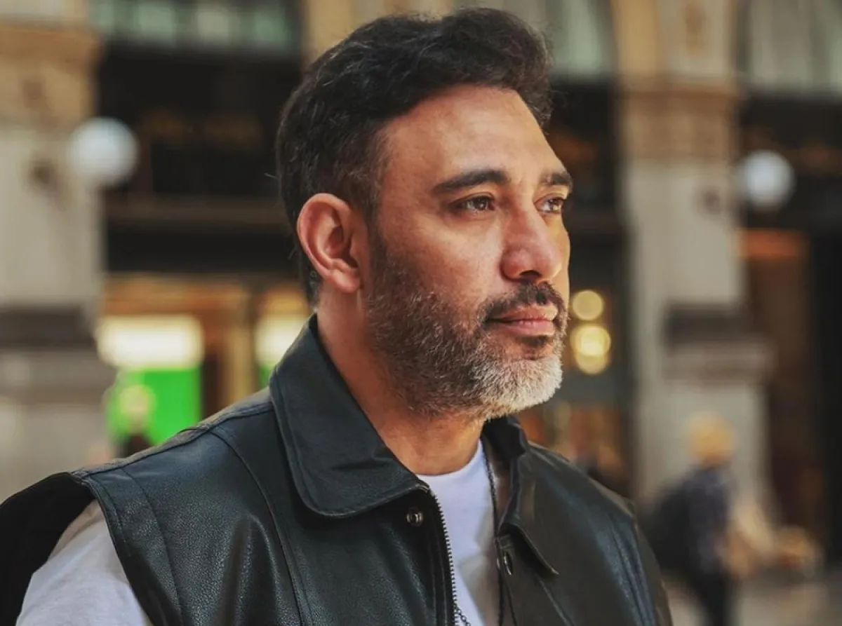 عمرو مصطفى - صورة من صفحته على إنستغرام 