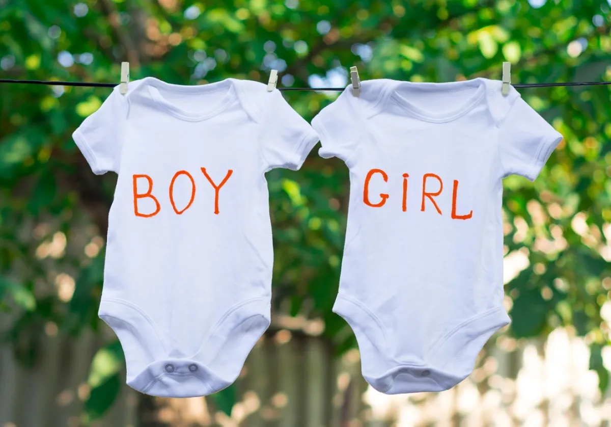 صورة تعبيرية للحمل بولد والحمل ببنت