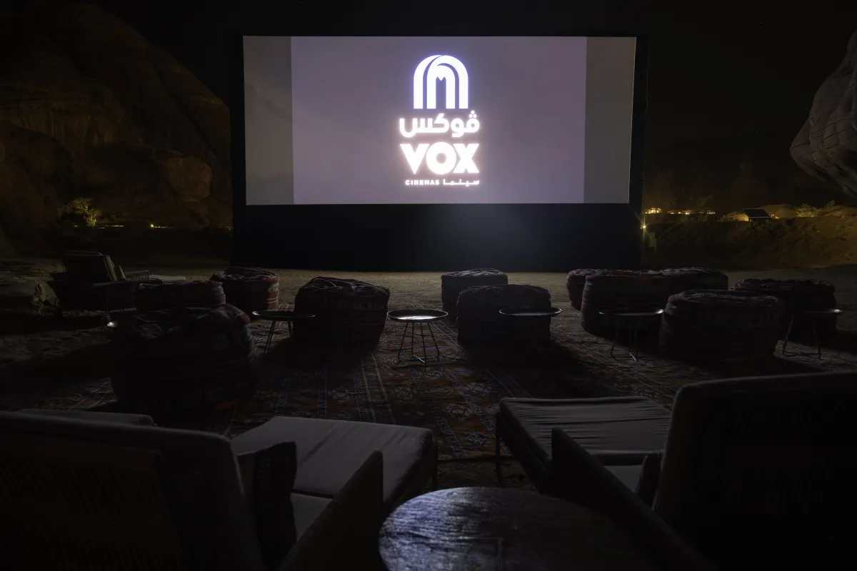 عرض فيلم قندهار حصرياً في منتجع بانيان تري بالتعاون مع ڤوكس سينما