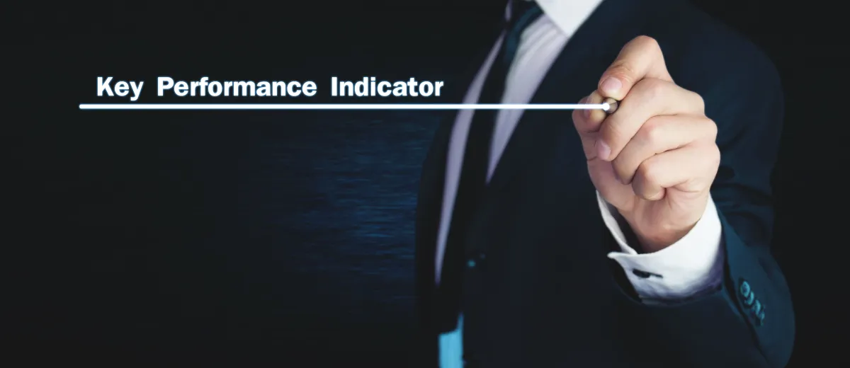 خطة العمل تشتمل على تحديد مؤشرات الأداء الرئيسة