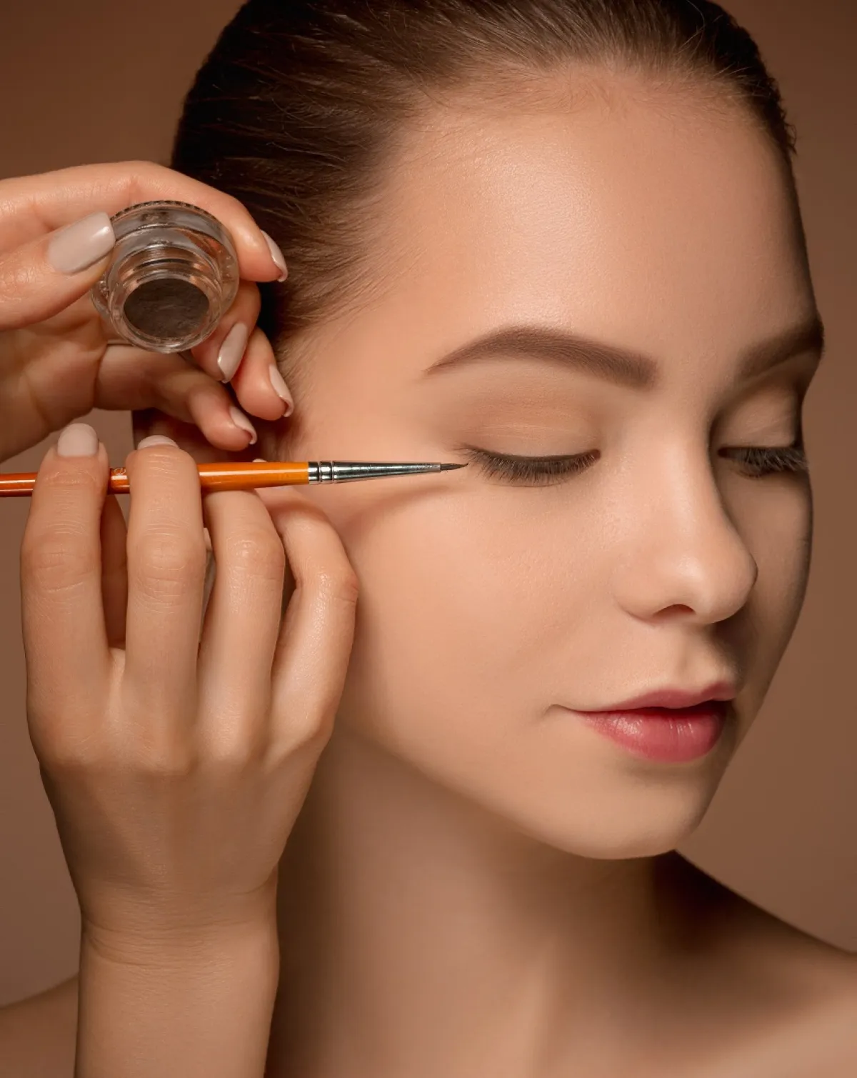 رسم الايلاينر