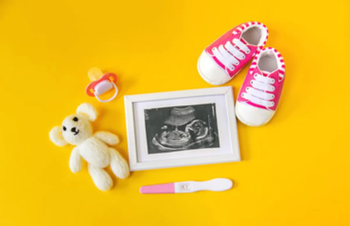 صورة تعبر عن فرحة الاستعداد لاستقبال الجنين