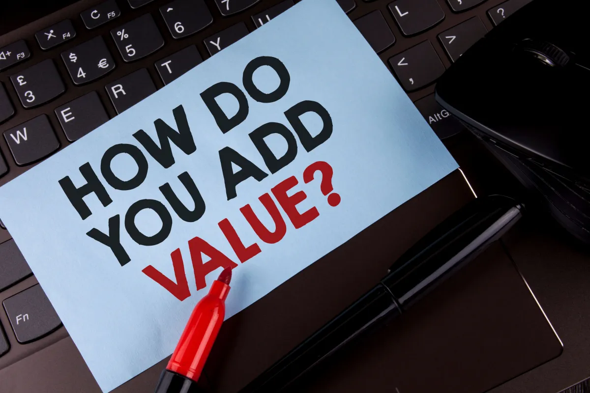 تقديم القيمة المضافة للشركة