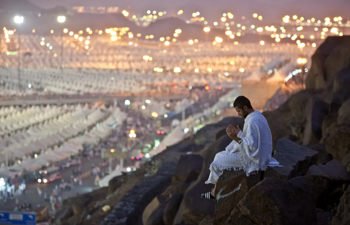 نصائح غذائية للحجاج.. تقيهم من الاضطرابات المعوية التي تفسد الحج (المصدر: Shutterstock)