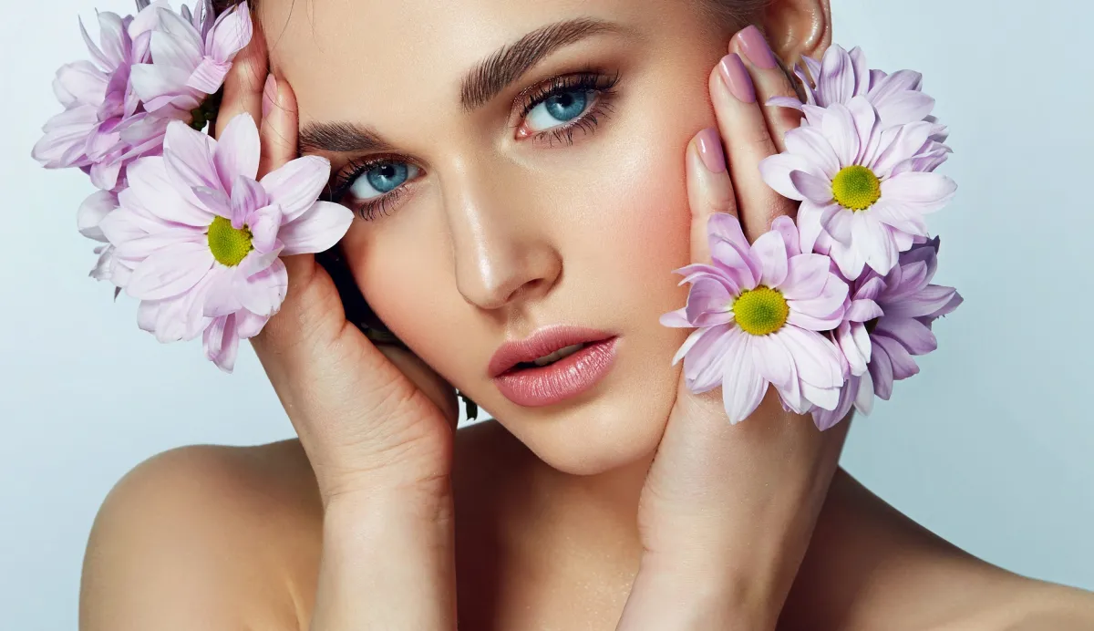 بشرة نضرة الصورة من Shutterstock