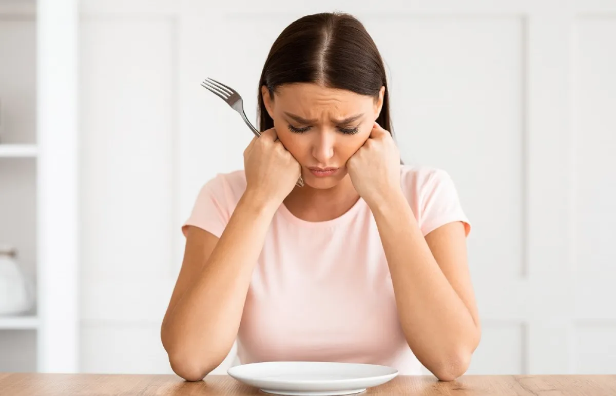 الحرص على تناول الطعام في ثلاث وجبات رئيسية (المصدر: Shutterstock)