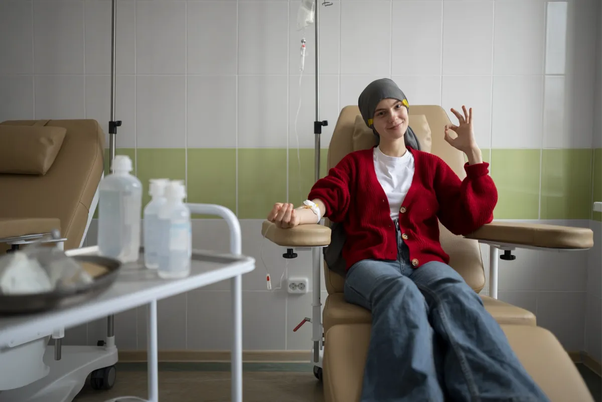 ابتكار دواء جديد يقلل خطر عودة الإصابة بسرطان الدم من جديد إلى الربع (المصدر: Freepik)