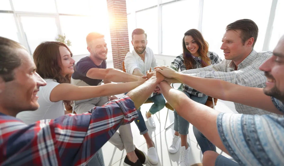 مهارات التعامل مع الآخرين