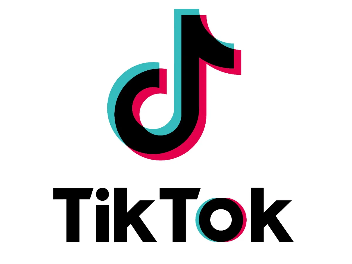 أطلِق العنان لحبّ السفر مع تيك توك: دليل السفر المثاليّ لفصل الصيف