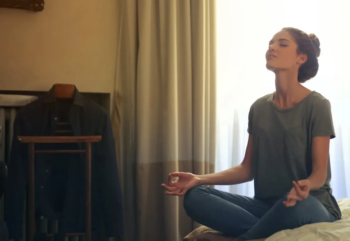 تمارين التأمل والاسترخاء مختلفة تماماً. (المصدر: Pexels)