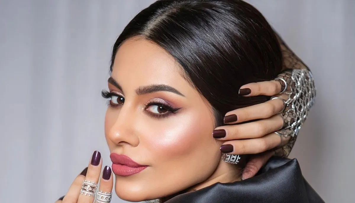 إلهام علي-الصورة من  حسابها  على الانستغرام