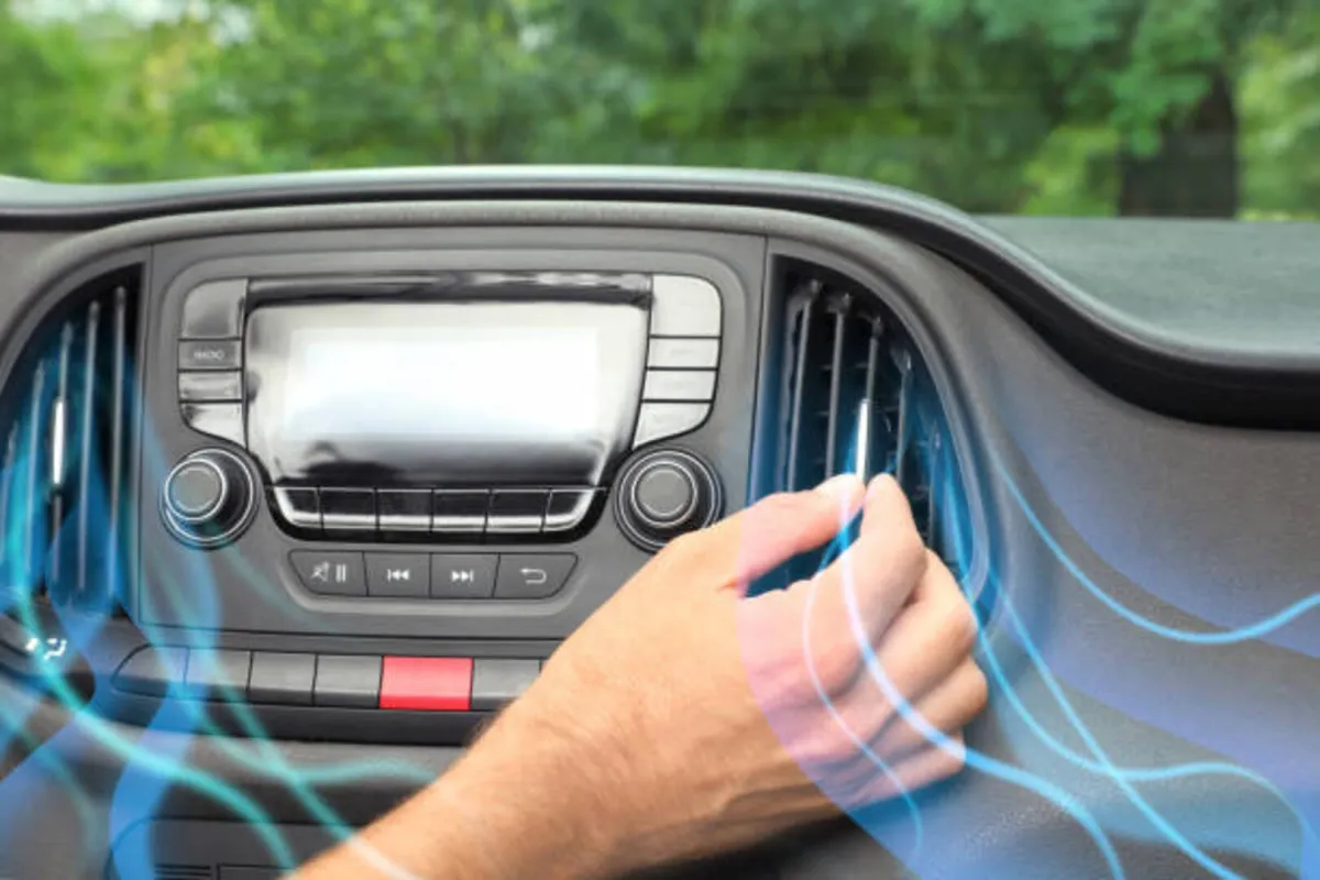 كيف تتخلص من الرائحة السيئة لمكيف الهواء في السيارة؟