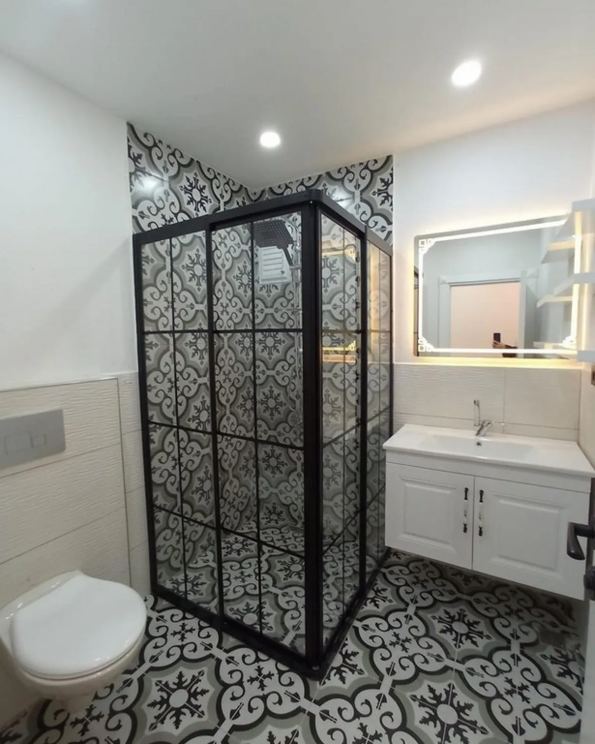 كيفية تنظيف أرضيات الحمام السيراميك؟