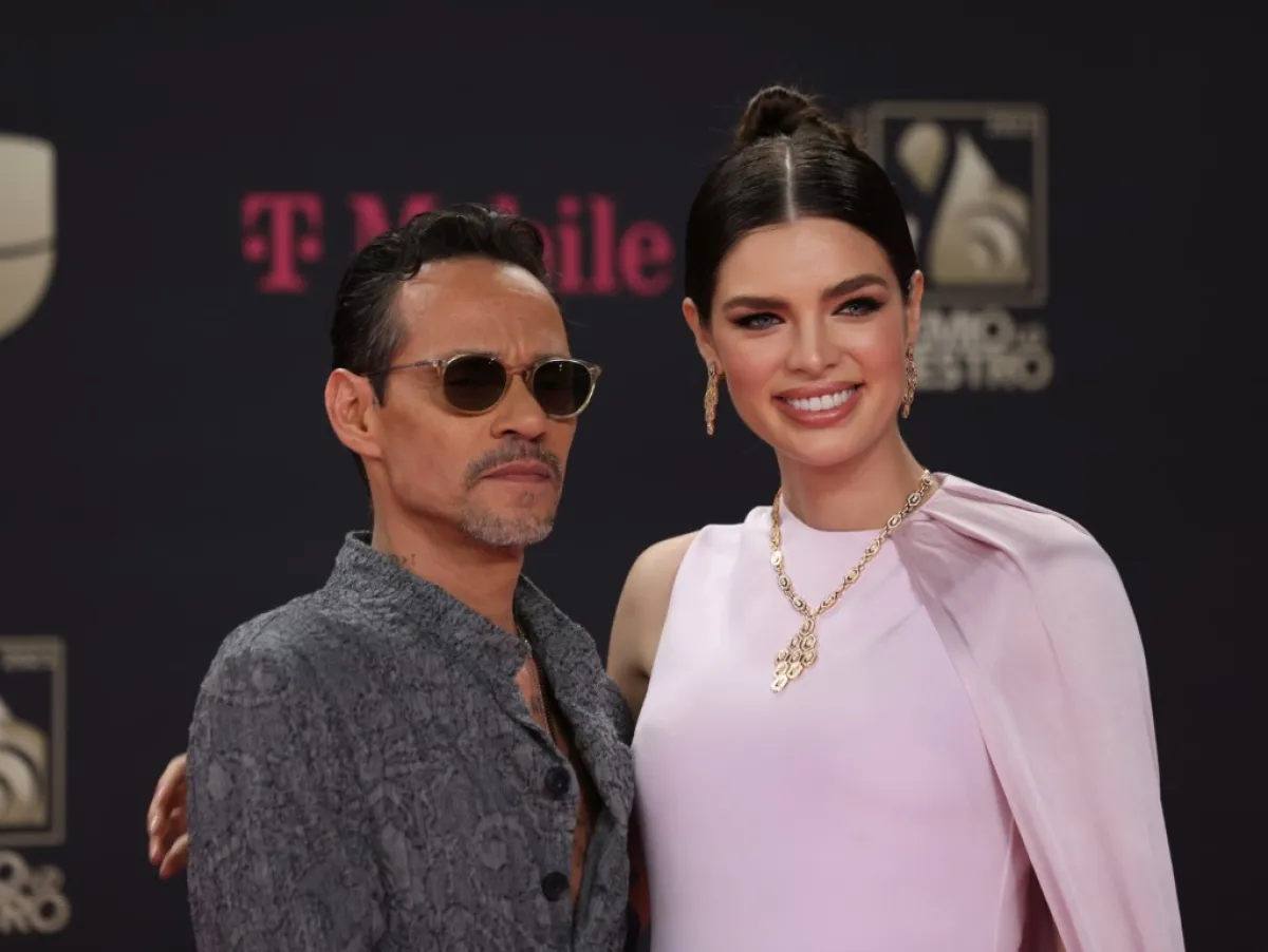 ناديا فيريرا ومارك أنتوني  Marc Anthony and Nadia Ferreira في ميامي (مصدر الصورة: Mireya Acierto / GETTY IMAGES NORTH AMERICA / Getty Images via AFP)
