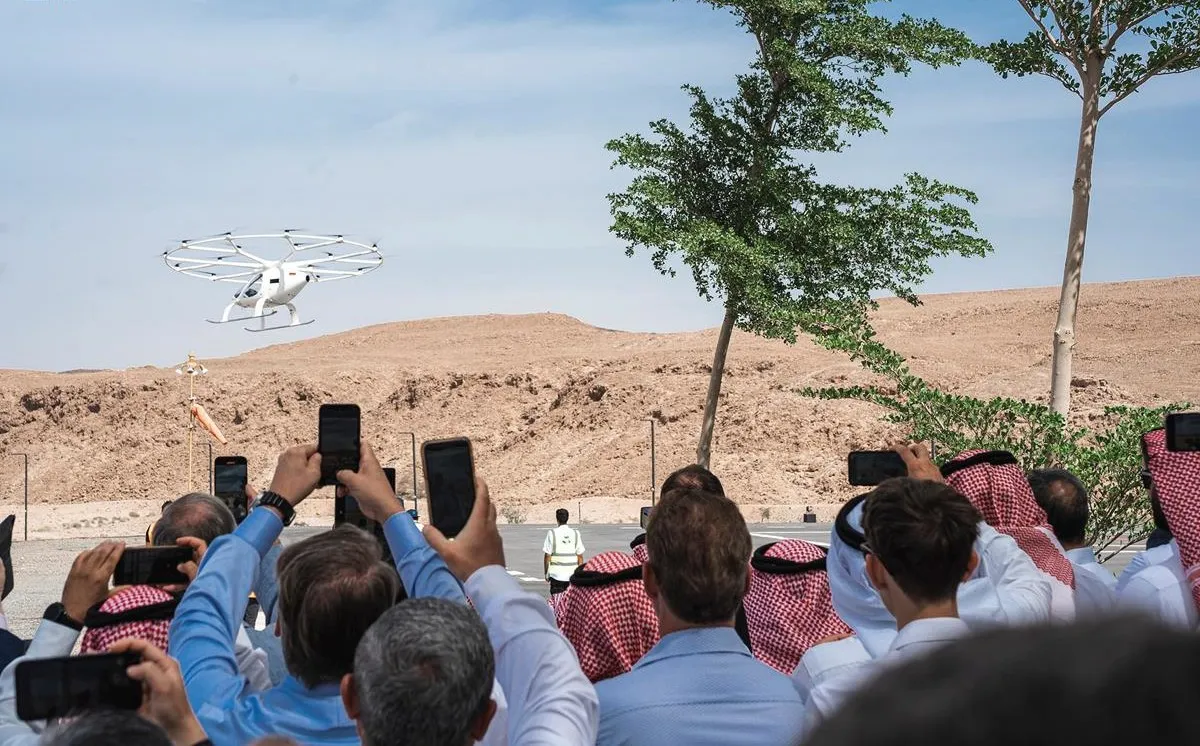 نيوم تعلن نجاح أولى تجارب التاكسي الجوي في السعودية 