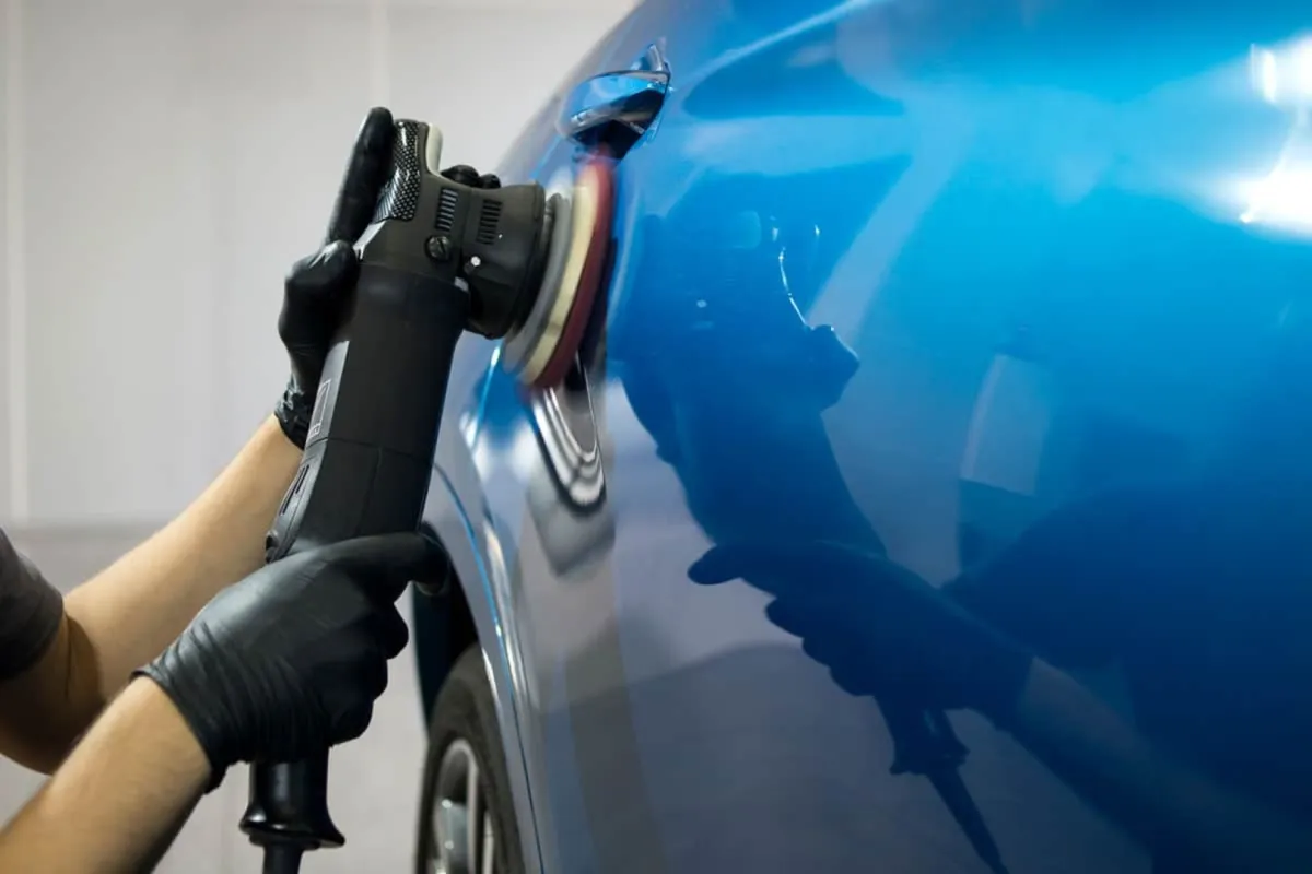 نصائح ذهبية للعناية بطلاء السيارة