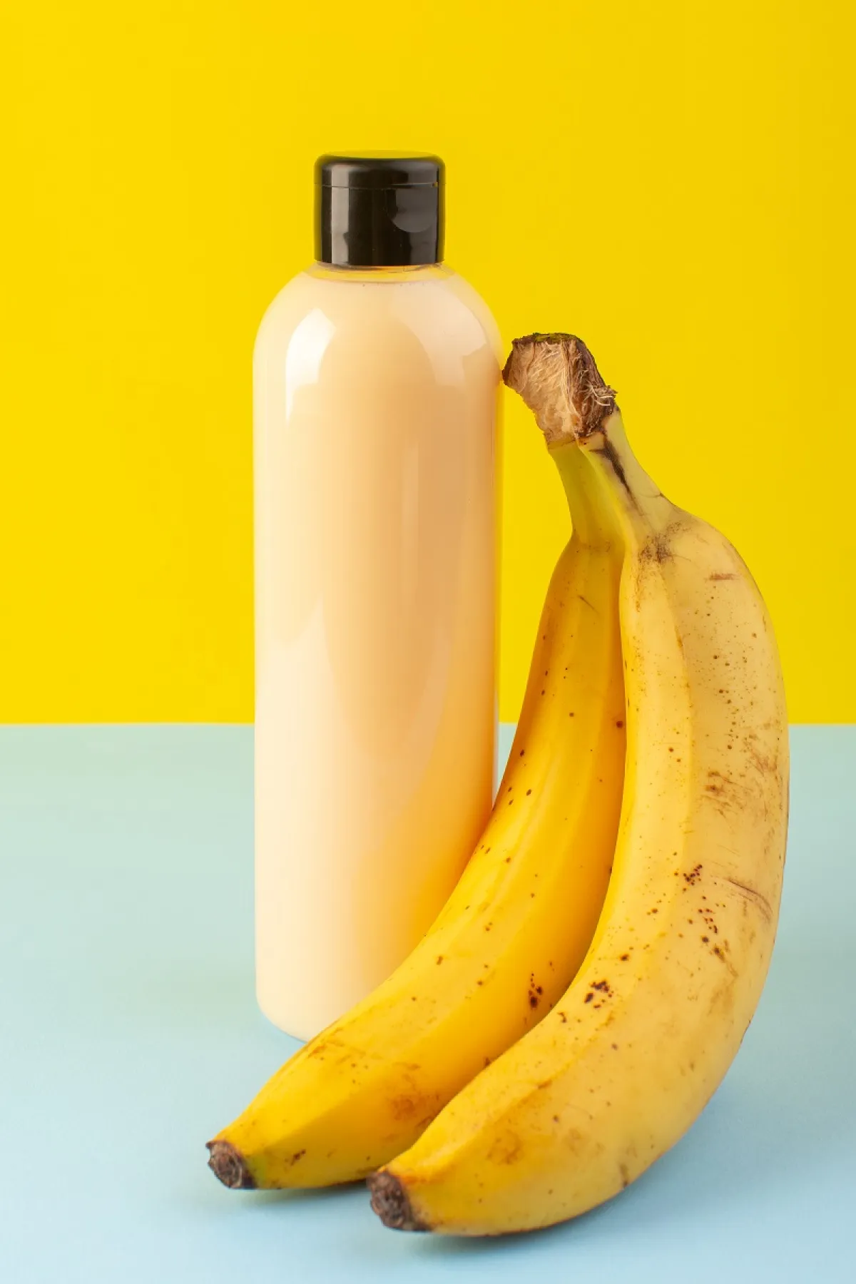 خلطات طبيعية لتنعيم الشعر