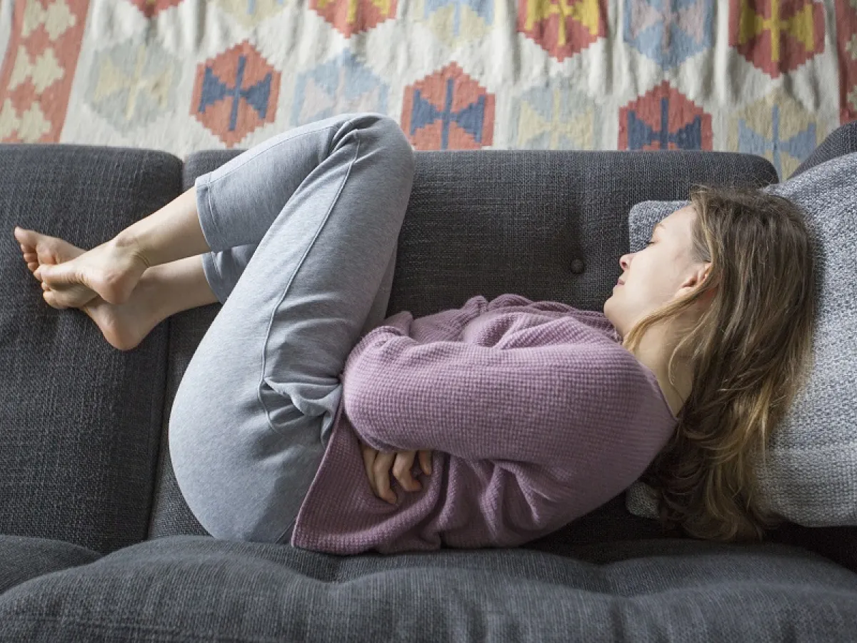 تساعد خميرة البيرة في علاج متلازمة ما قبل الحيض والإسهال واضطرابات الجهاز الهضمي (المصدر: Freepik)