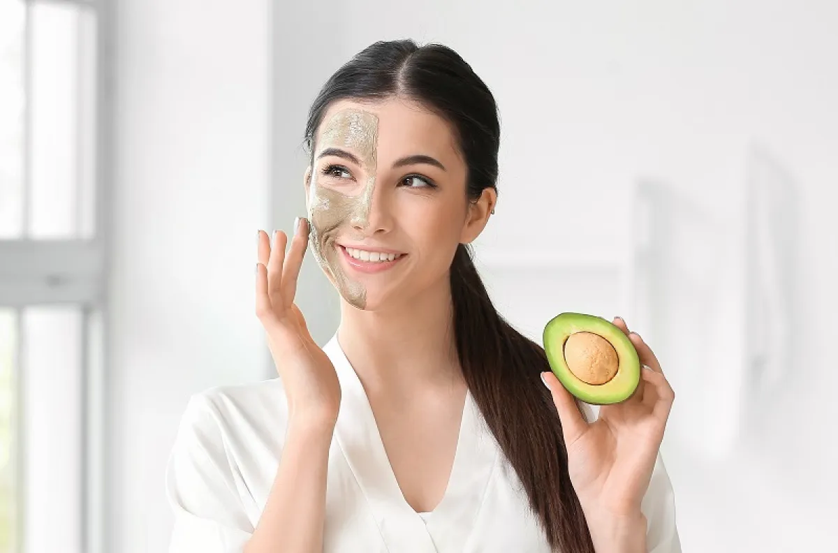 خلطات طبيعية للعناية بالبشرة