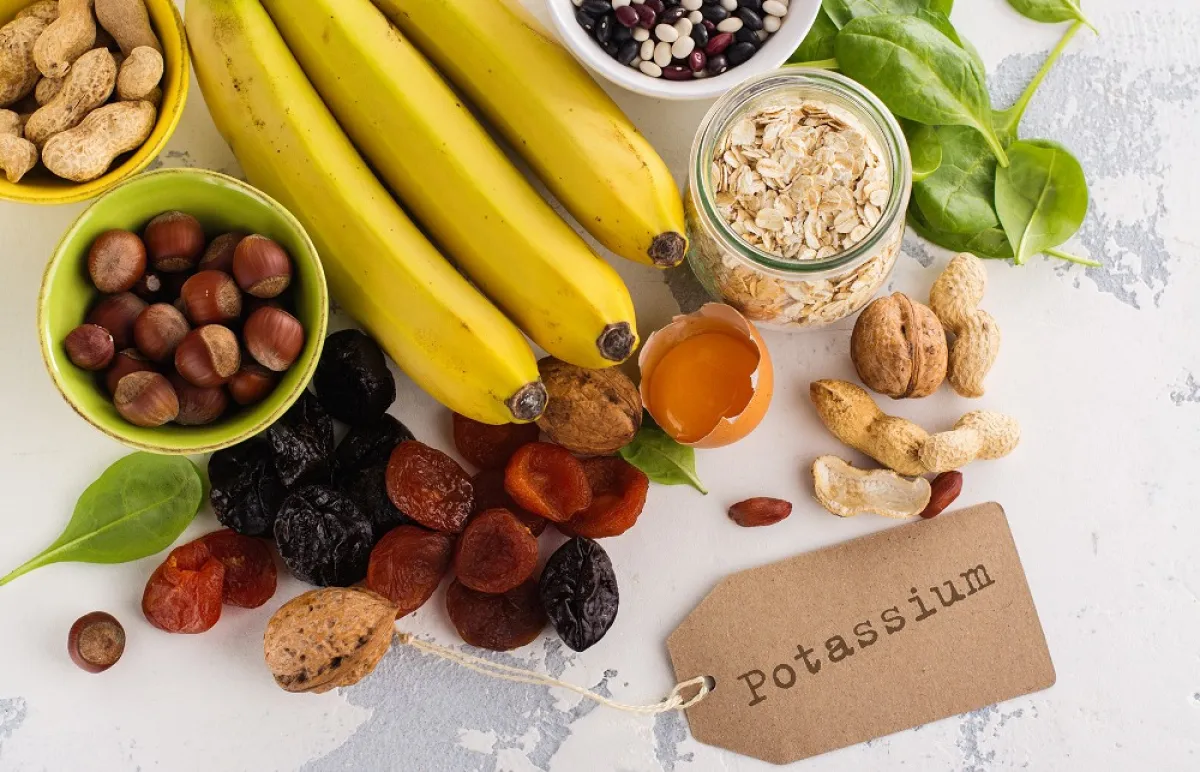 يساعد البوتاسيوم في استقرار ضغط الدم (المصدر: Shutterstock)