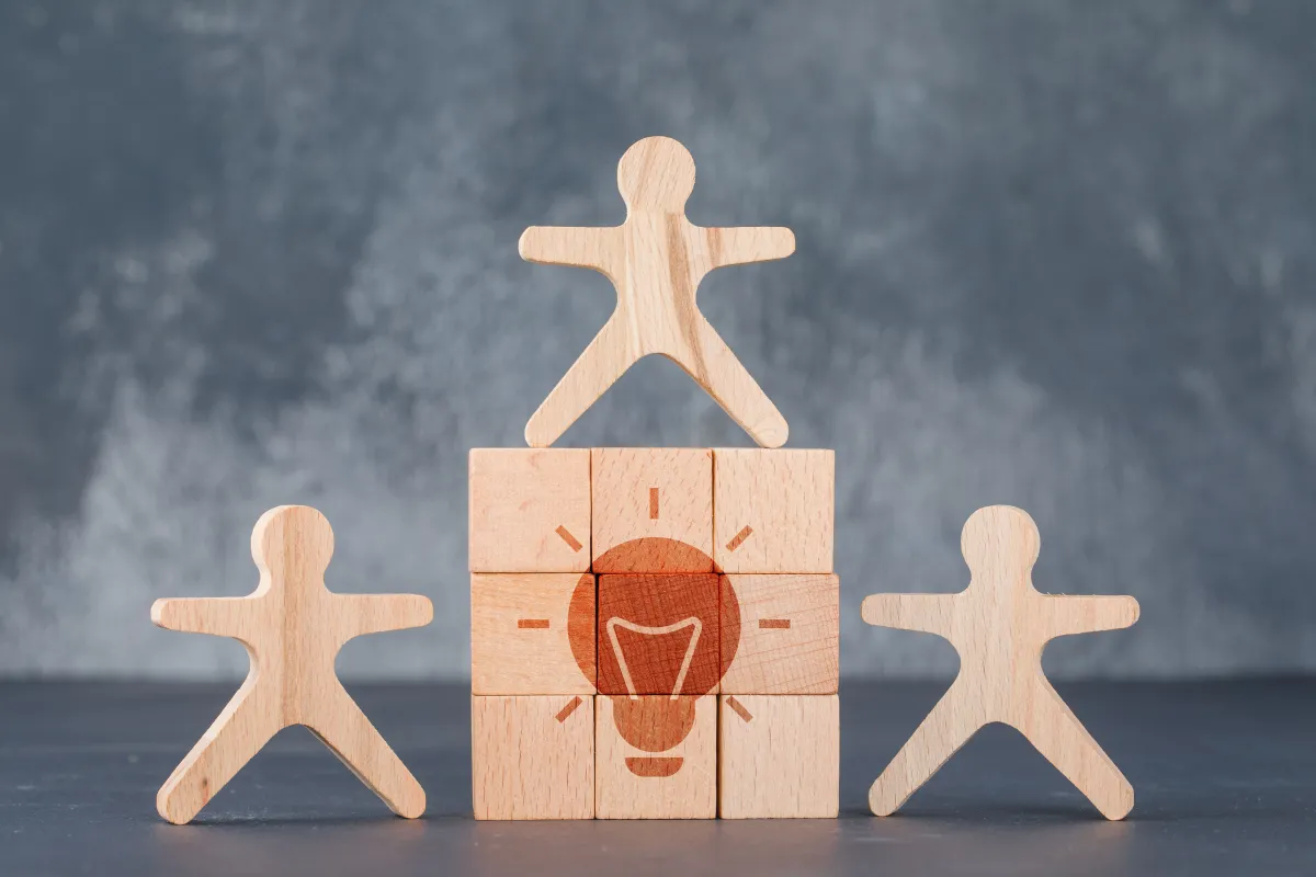 هرم تسلسل القيادة والأوامر