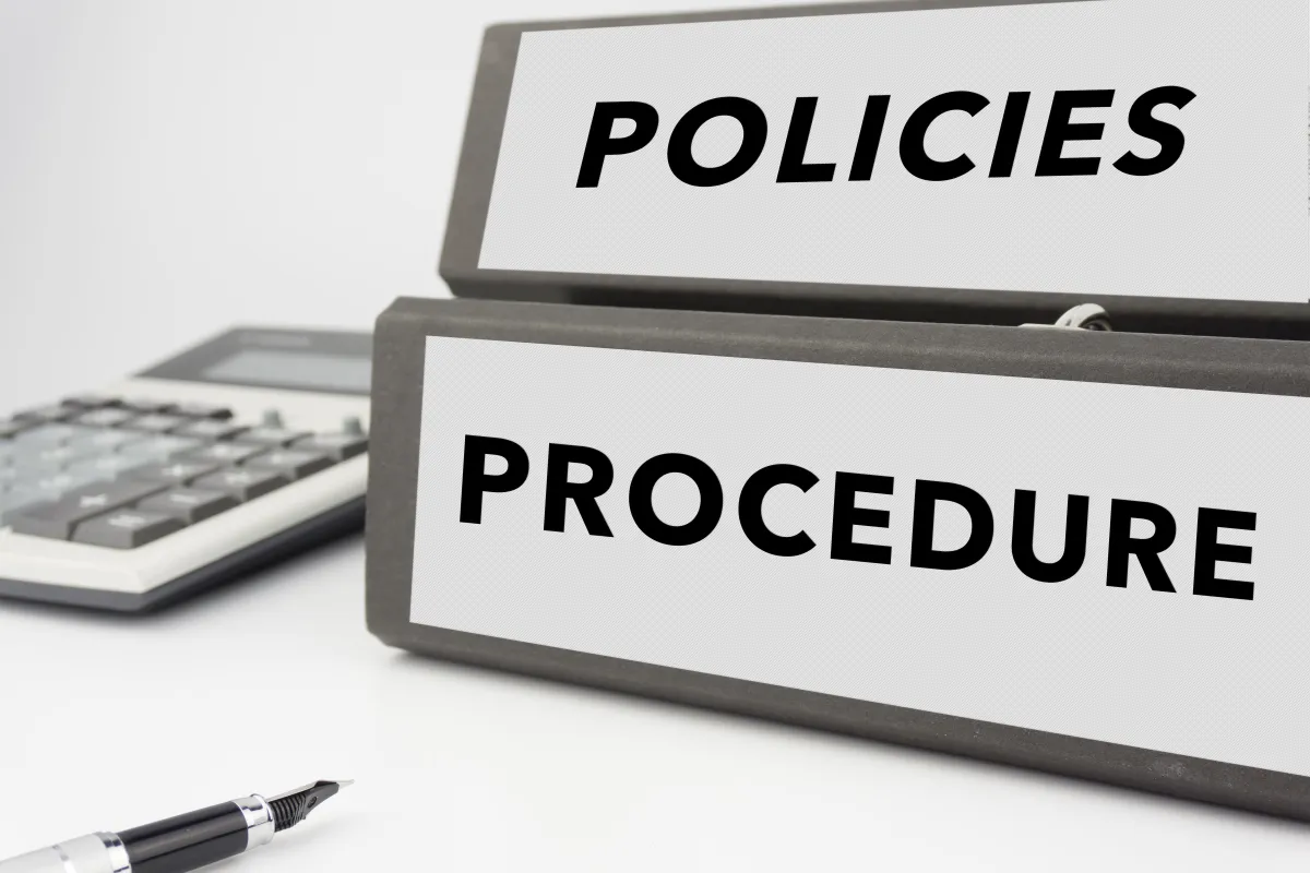 السياسات والإجراءات والقواعد المتبعة في المنظمة