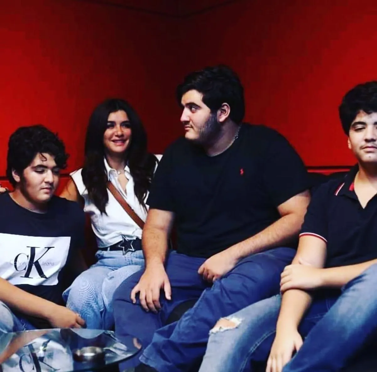 غادة عادل وولداها التوأم عزالدين وعبد الله- الصورة من حسابها على انستغرام