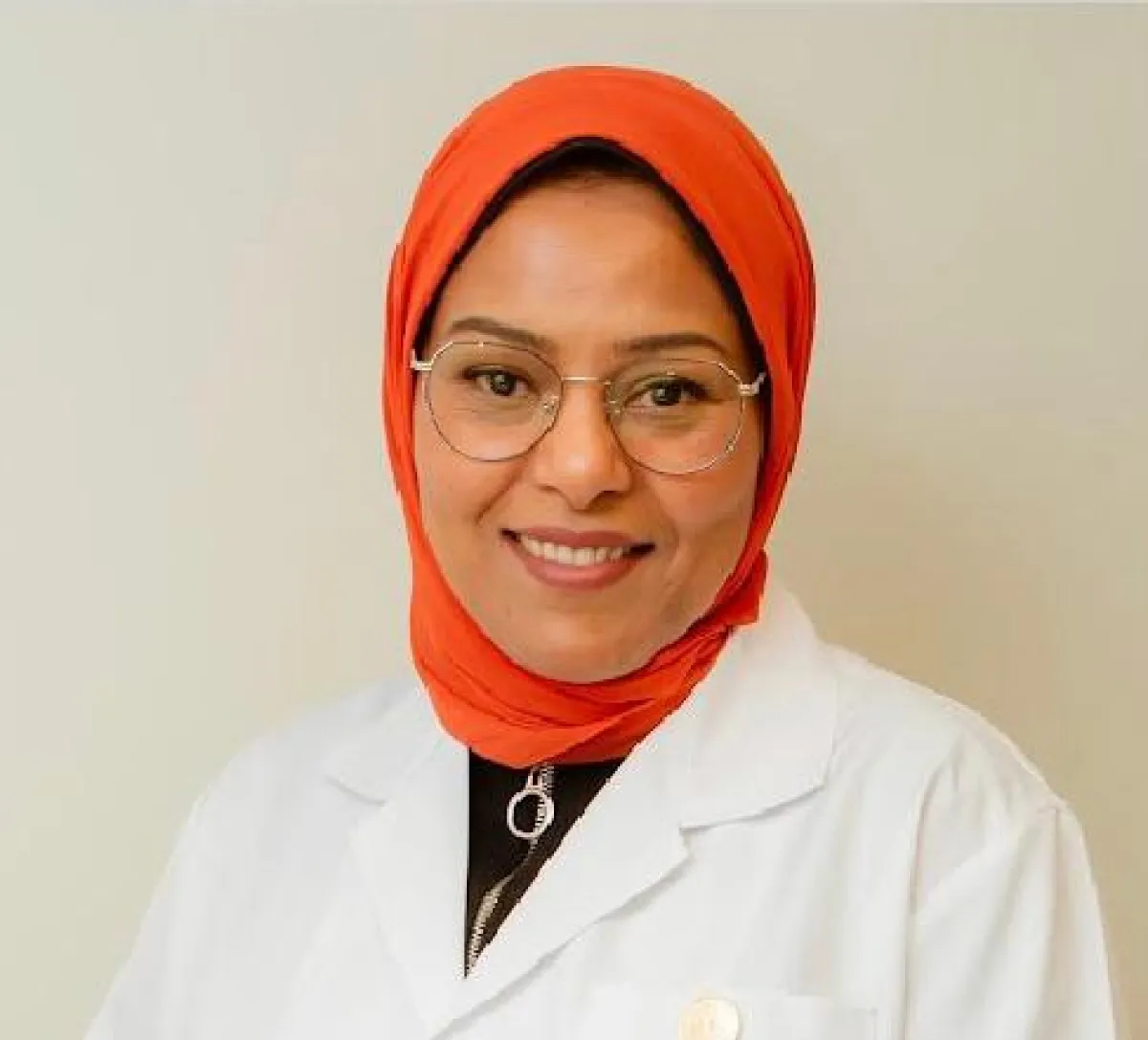 الدكتورة إيمان زكي أستاذ الغدد الصماء والسكر