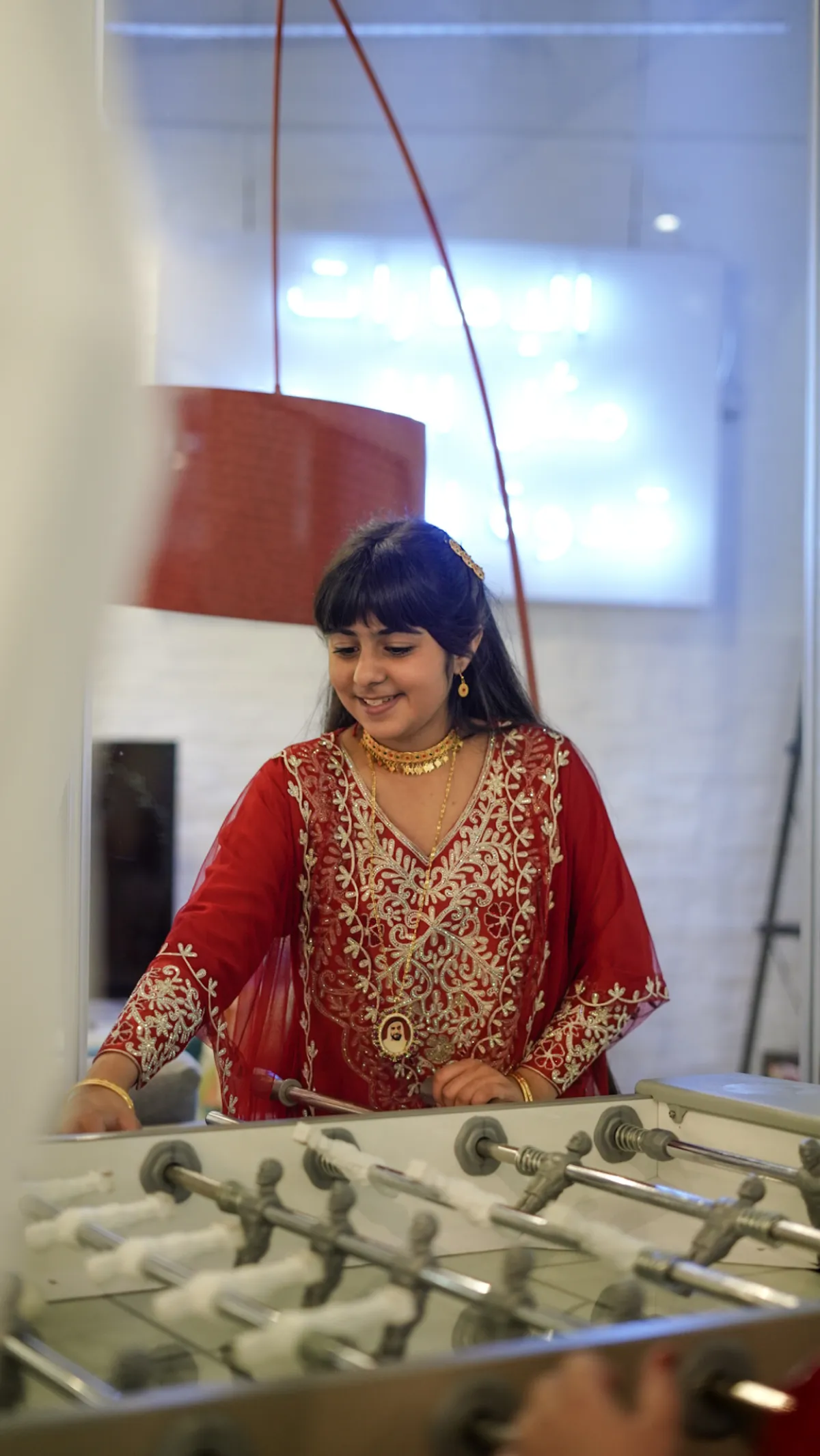 صورة طفلة خلال التصوير